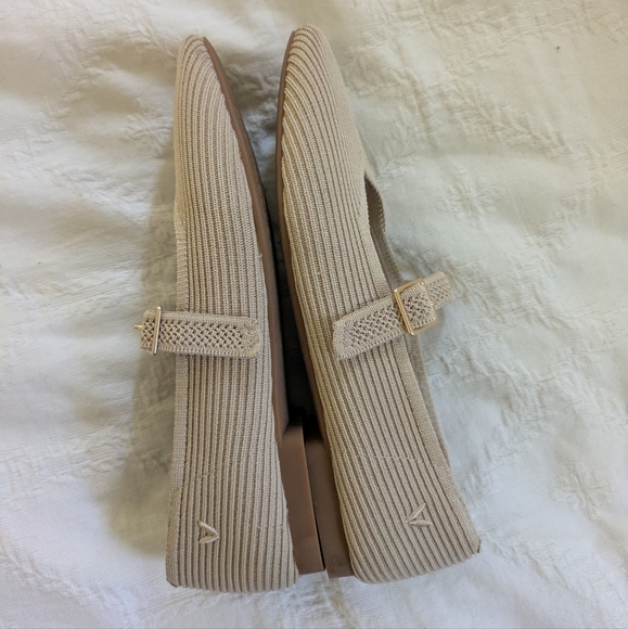 Vivaia Margot Mary-Jane Almond Square-Toe Flats | 37.5 - Picture 9 of 14